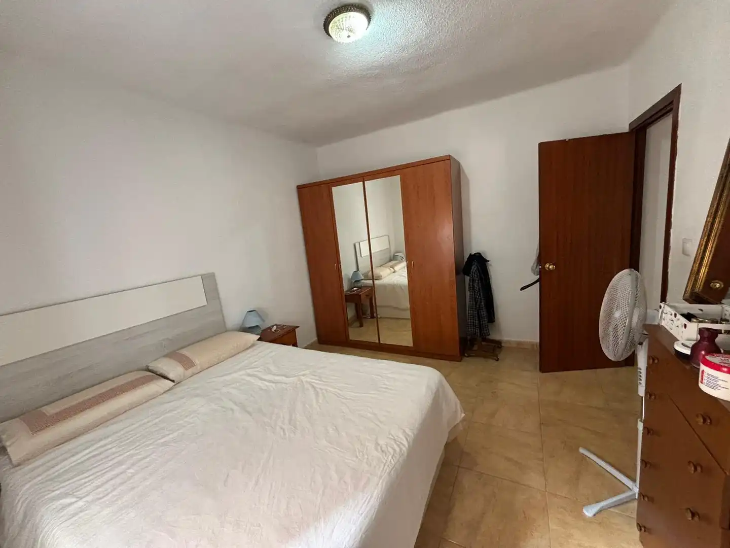 Habitación de Piso en venta en Alicante / Alacant con Balcón