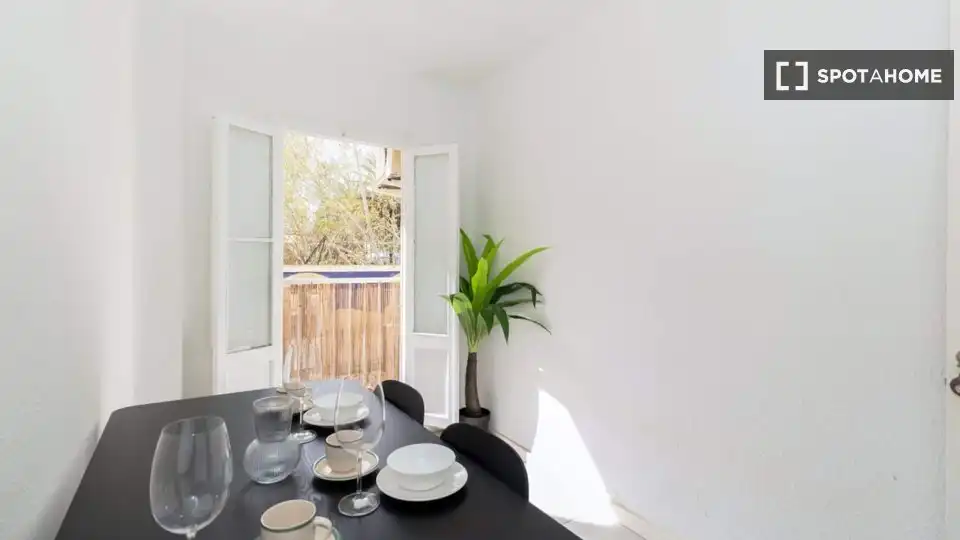 Dining room of Flat for rent in Valencia  with Air Conditioner, Heating and Furnished