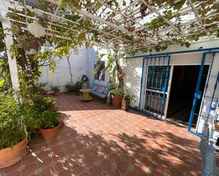 Terrassa de Casa adosada en venda en Nerja amb Aire condicionat, Jardí privat i Terrassa