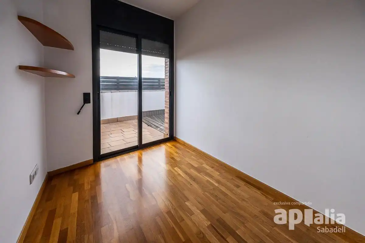 Dormitori de Àtic en venda en Centre - Sant Oleguer