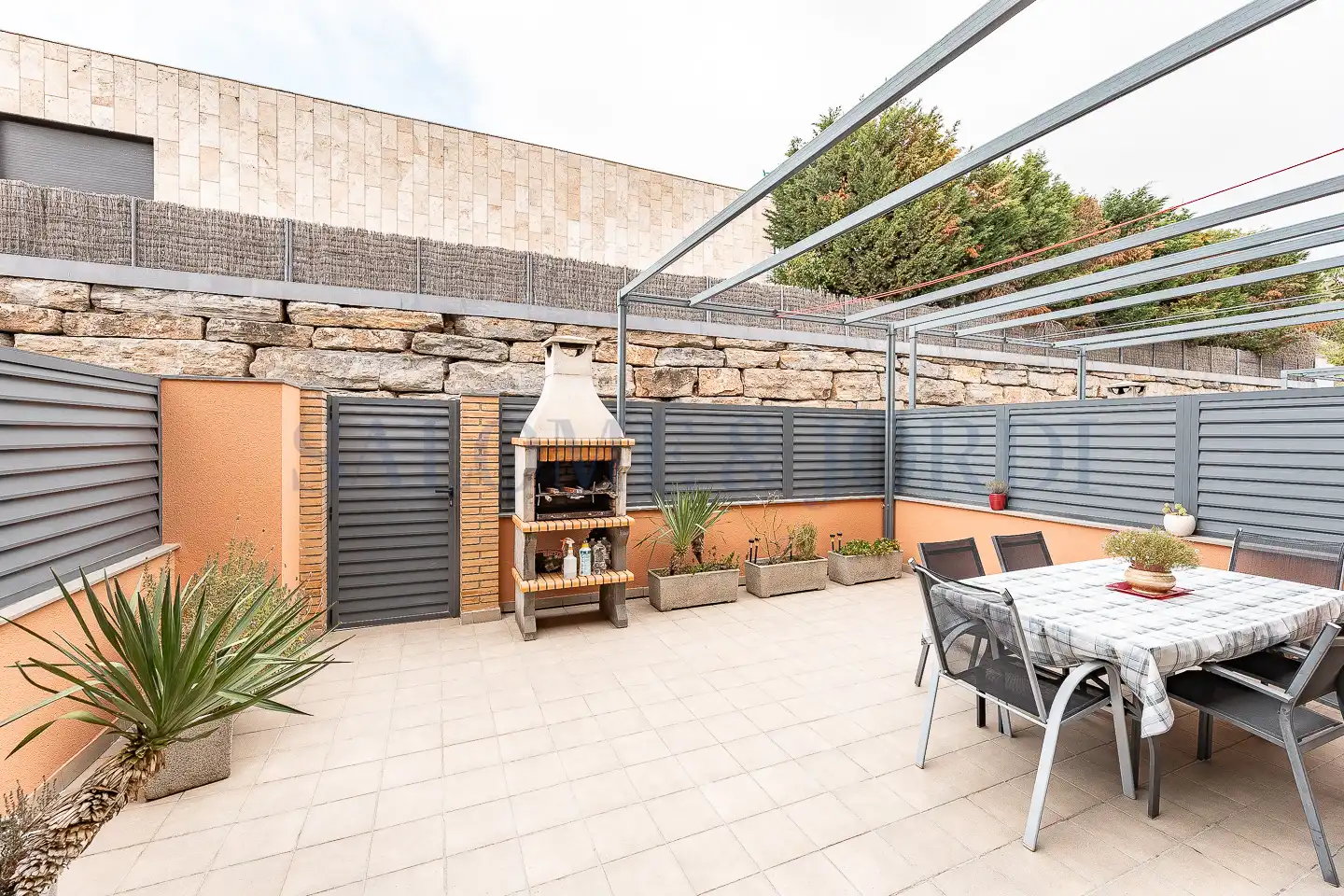 Terrassa de Casa adosada en venda en Cabrils amb Aire condicionat, Calefacció i Jardí privat