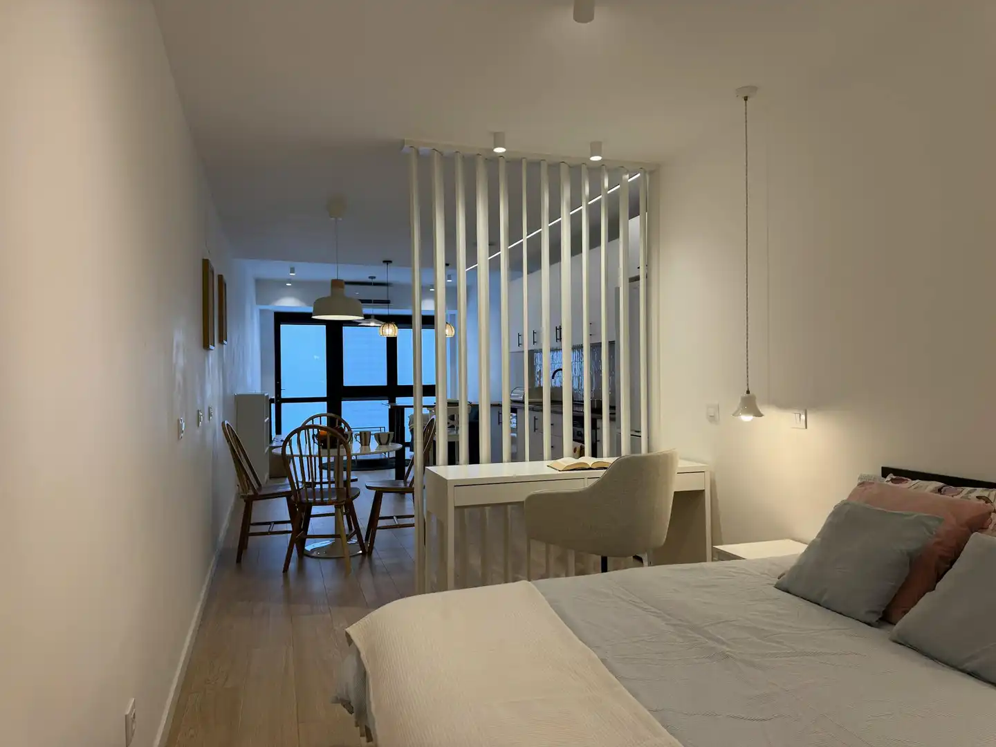 Bedroom of Flat for rent in Madrid  with Air Conditioner, Heating and Furnished