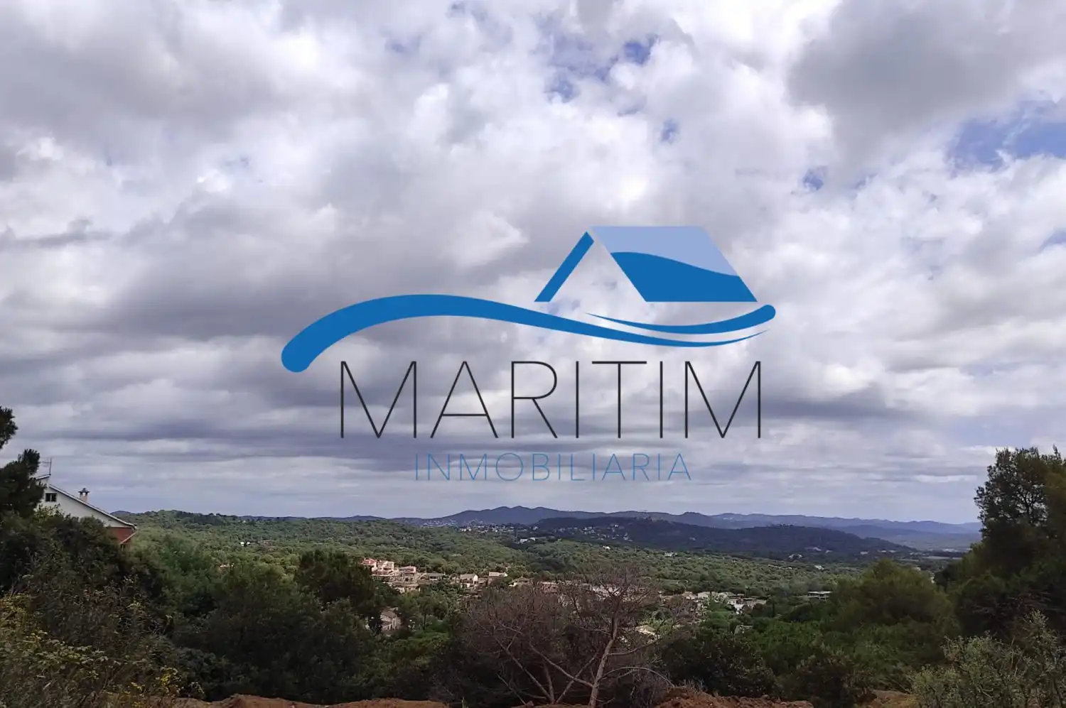 Lands and plots for sale in Flors