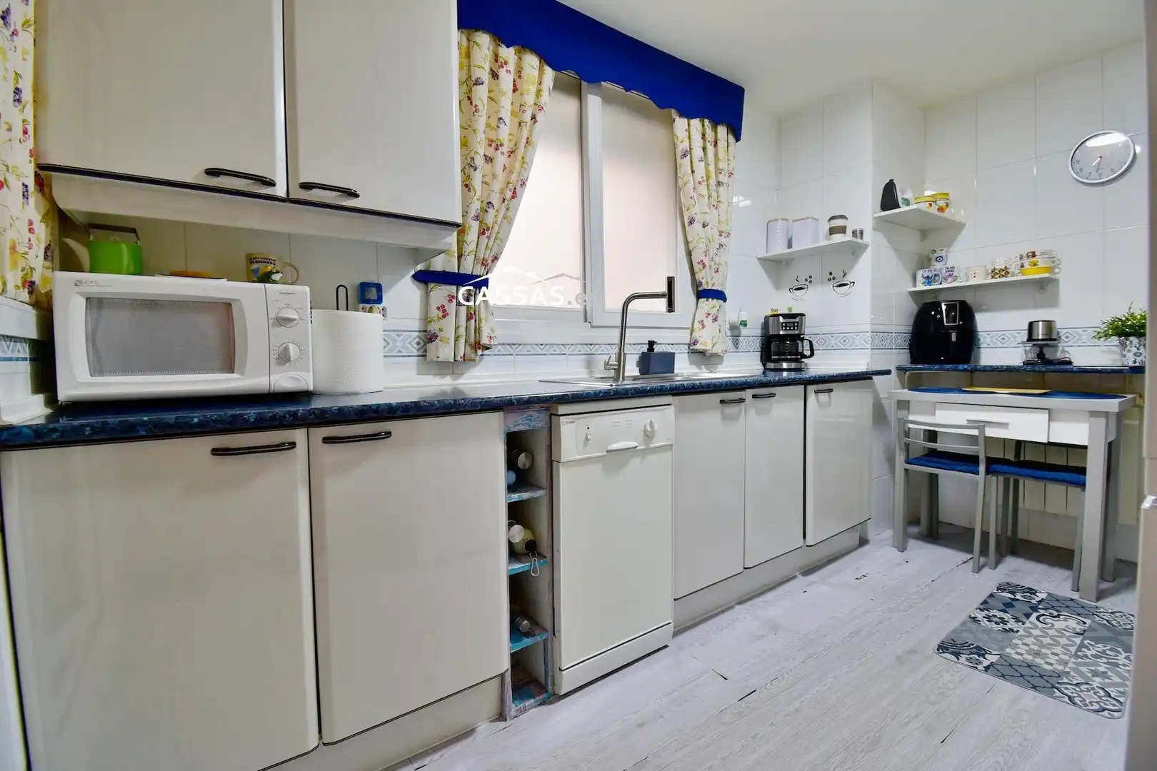 Cocina de Piso en venta en Torrejón de Ardoz con Calefacción, Trastero y Piscina comunitaria