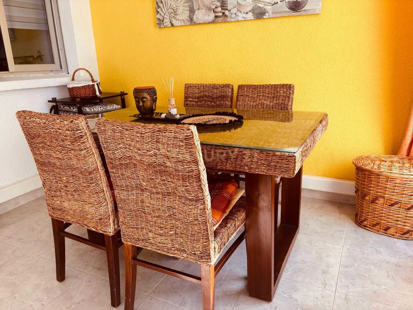 Comedor de Apartamento de alquiler en Calpe / Calp con Aire acondicionado, Lavadora y Microondas