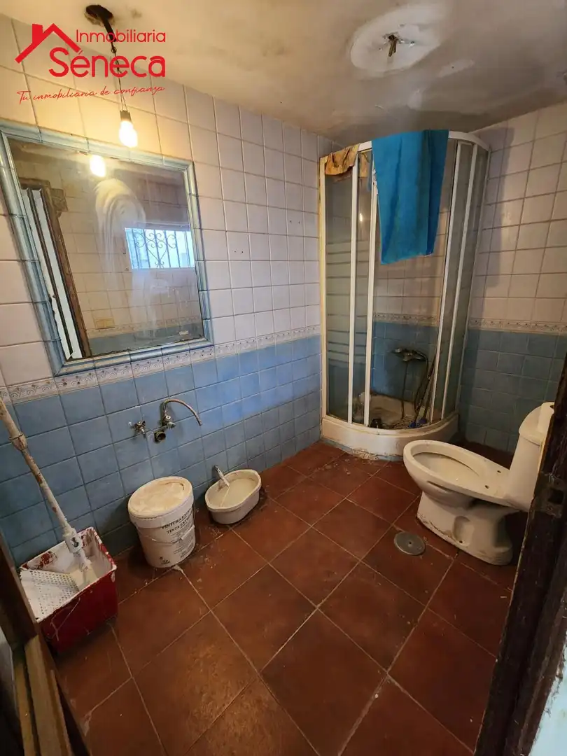 Bany de Casa adosada en venda en Córdoba amb Terrassa