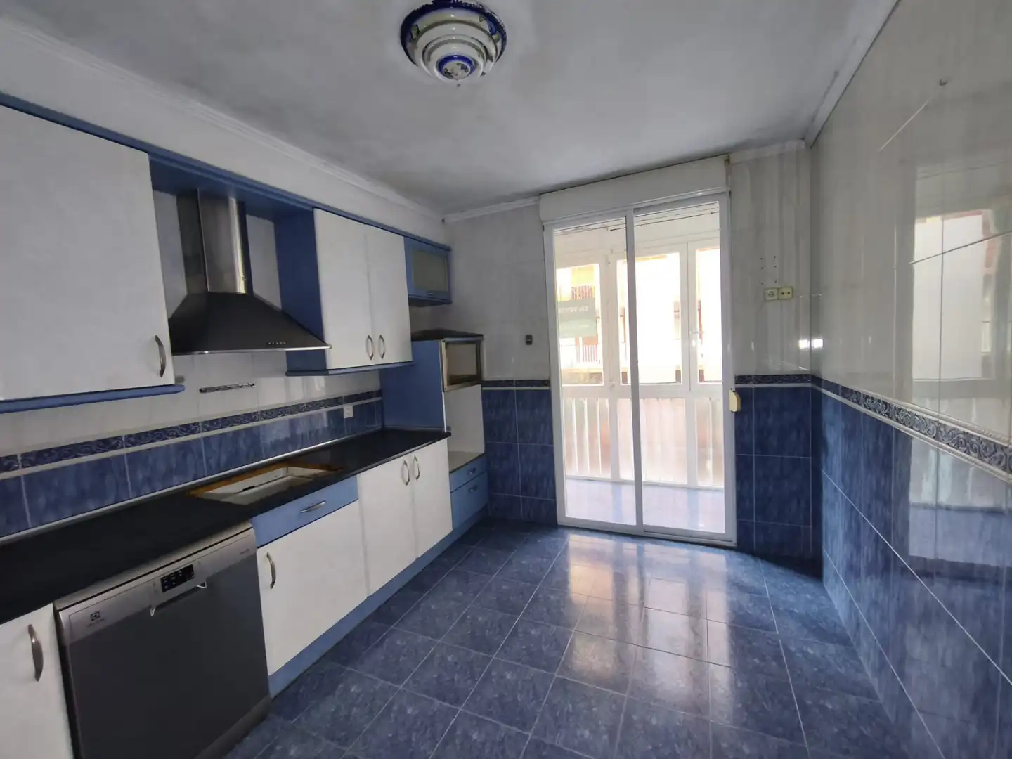 Cocina de Piso en venta en Errenteria con Balcón