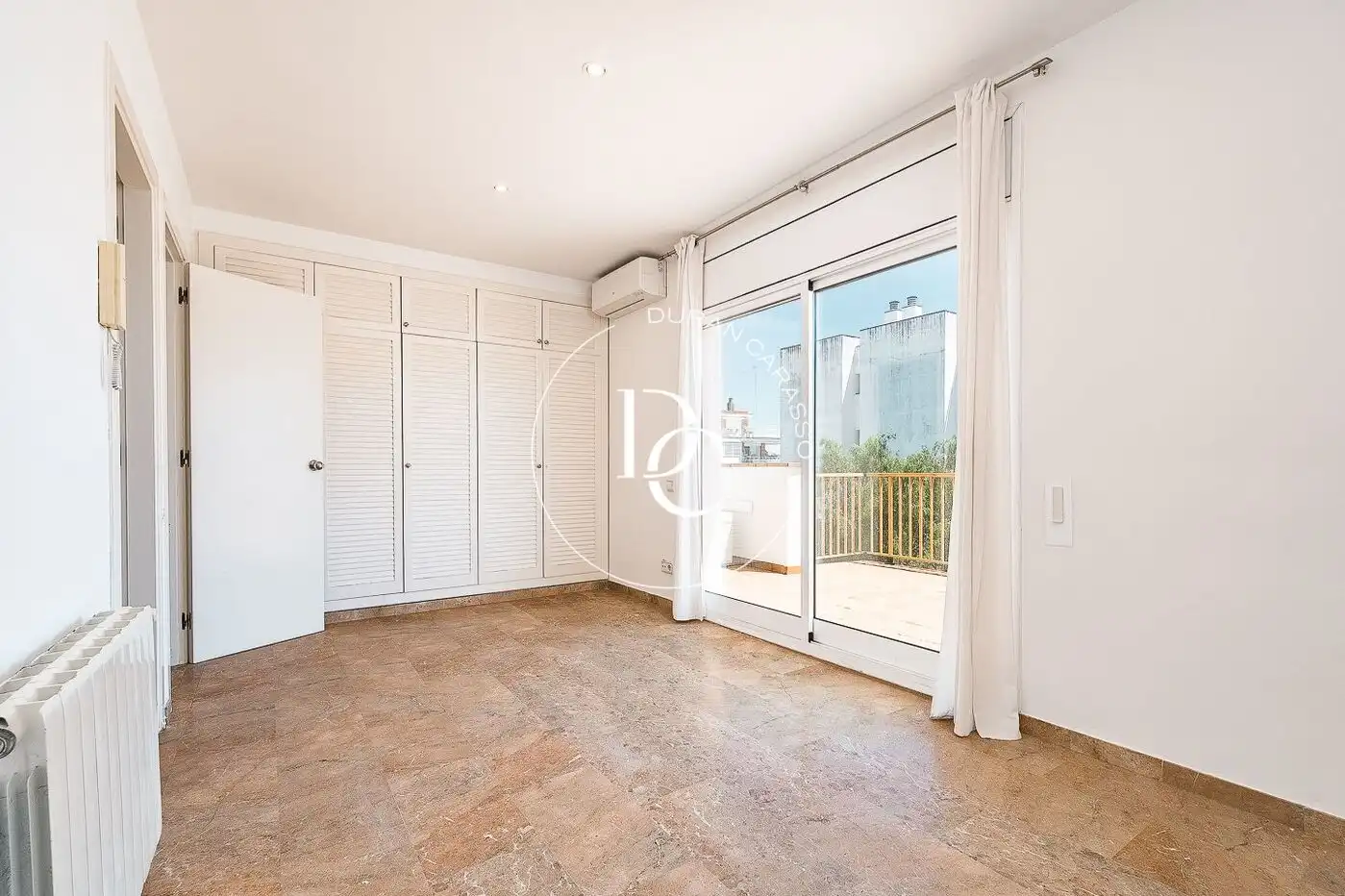 Casa con jardín en venta en Avinguda Mare de Déu de Montserrat, imagen 10