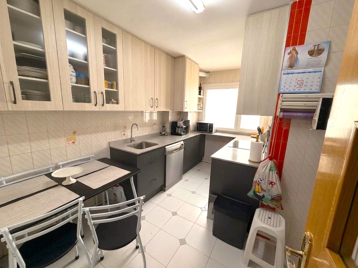 Cocina de Dúplex en venta en Collado Villalba con Calefacción, Terraza y Piscina comunitaria