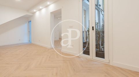 Photo 3 of Flat for sale in Universidad - Malasaña, Madrid Capital