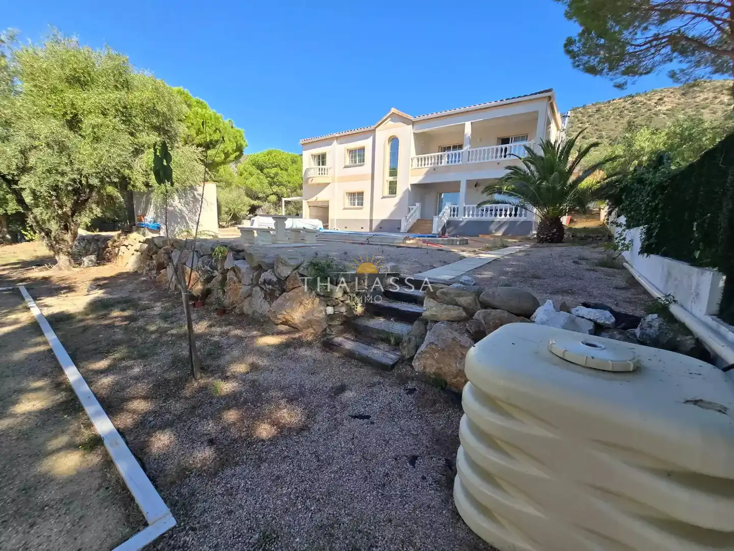 Vista exterior de Casa o xalet en venda en Pau amb Aire condicionat, Calefacció i Jardí privat