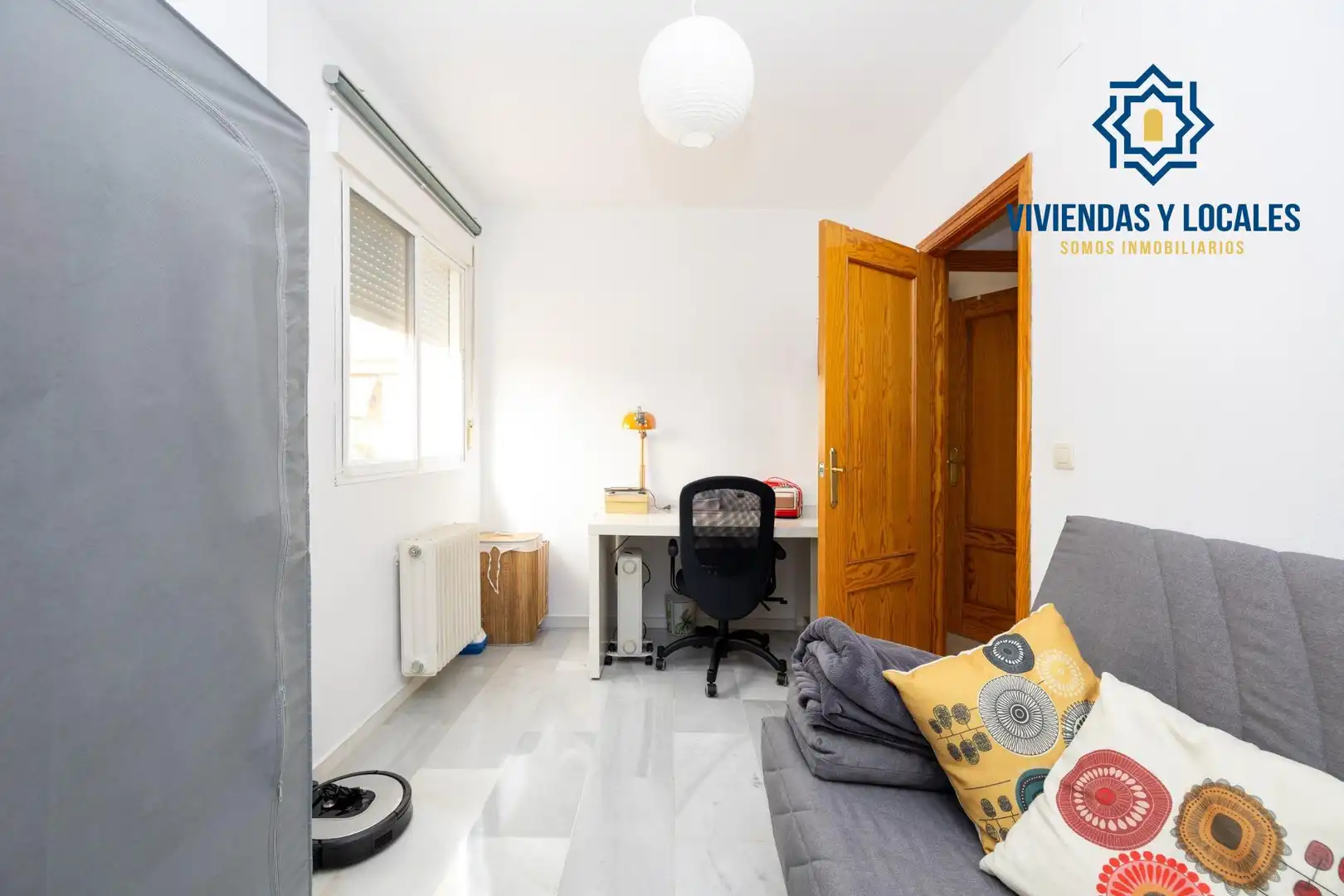Habitación de Piso en venta en La Zubia con Calefacción y Balcón