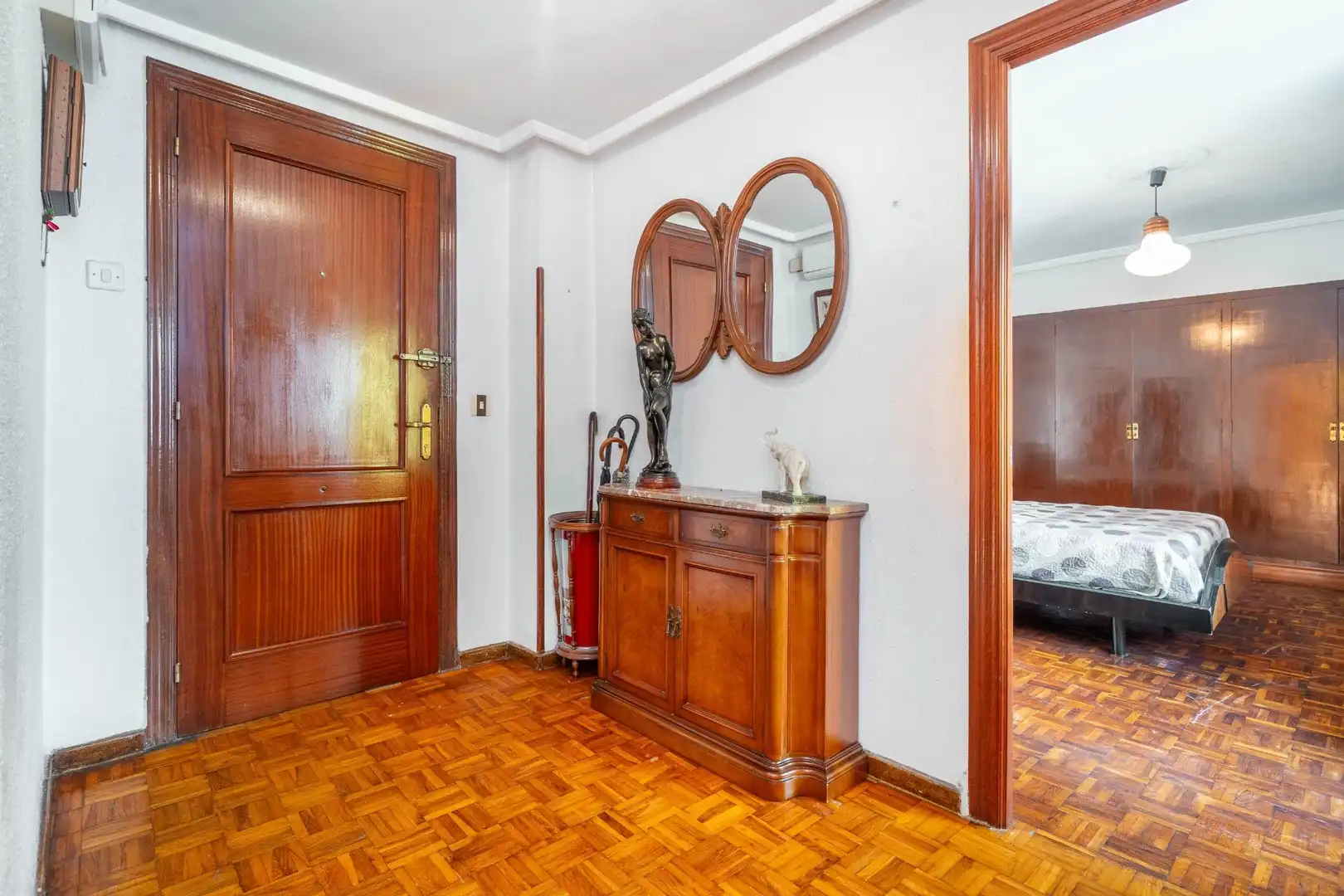 Attic for sale in Oviedo   with Heating