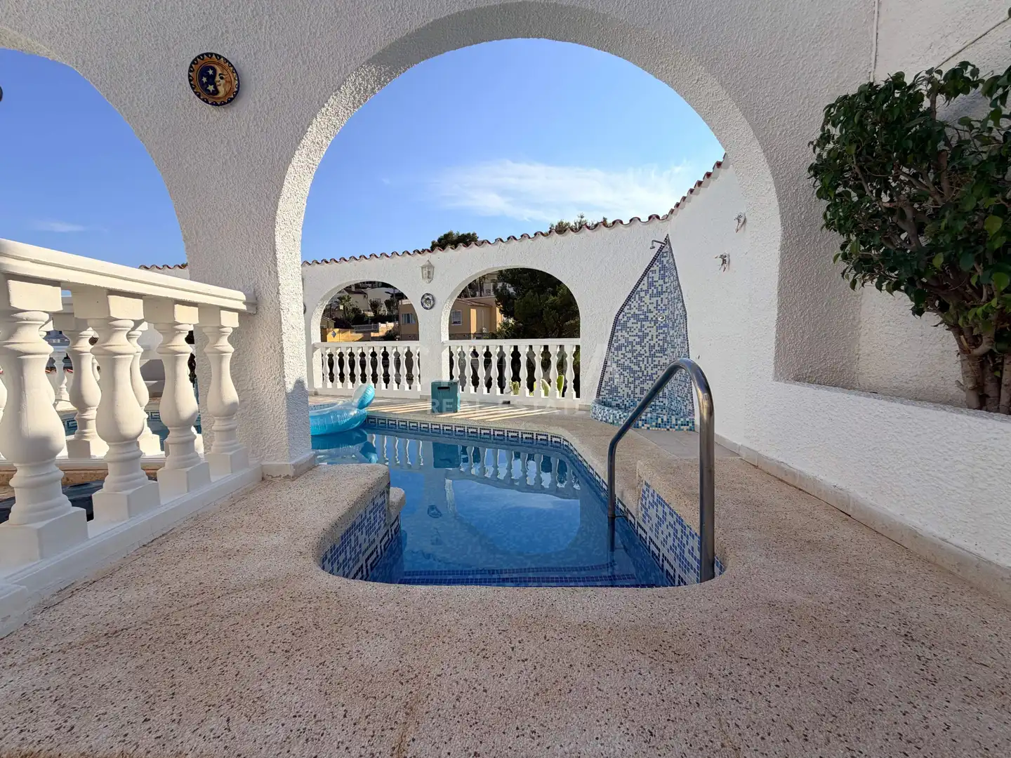 Piscina de Casa o xalet en venda en La Nucia