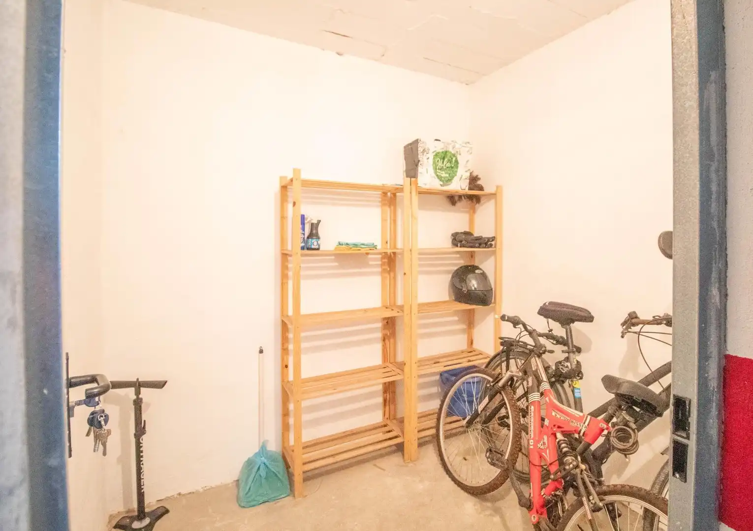 Attic for sale in Torrevieja  with Air Conditioner, Terrace and Storage room