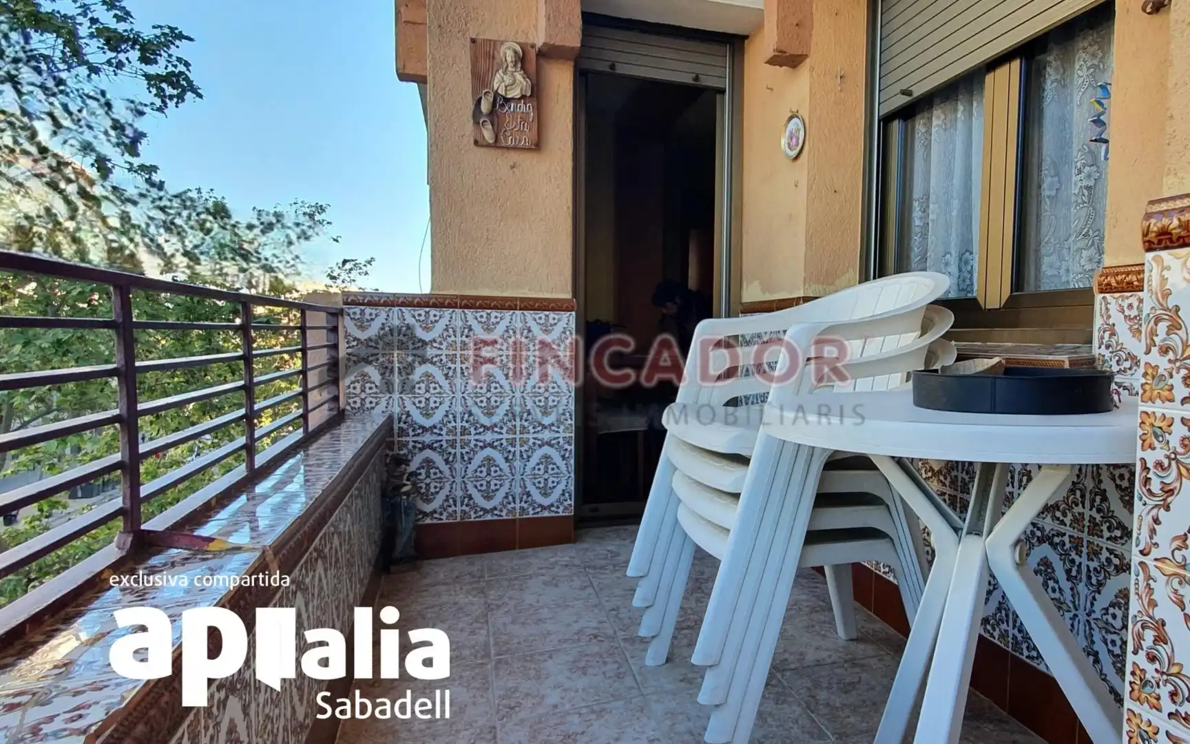Piso con terraza en venta en Carrer de Magí Colet, imagen 3
