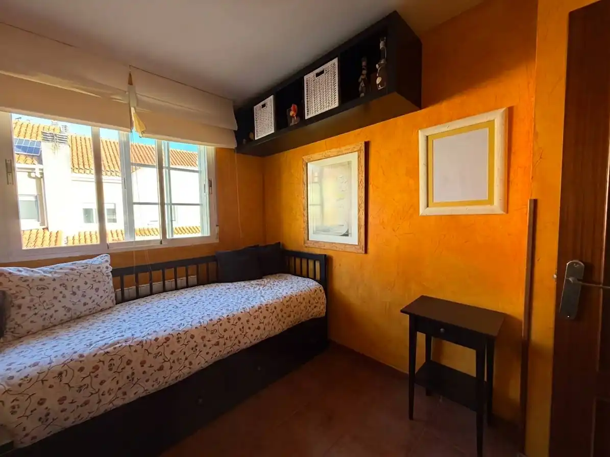 Habitación de Casa adosada en venta en Villanubla con Calefacción