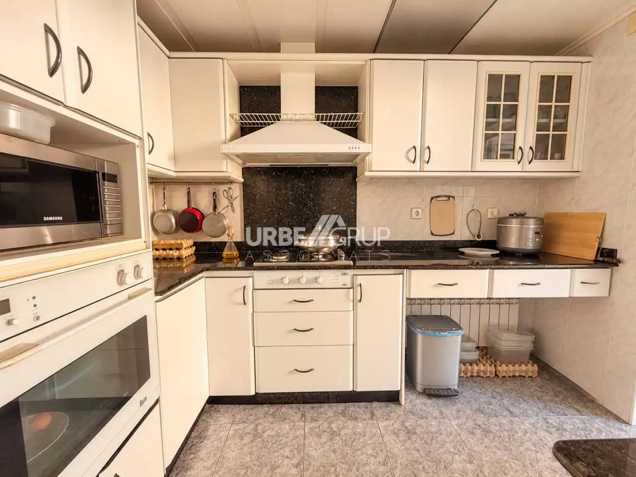 Küche von Wohnung zum Verkauf in Terrassa mit Terrasse und Balkon