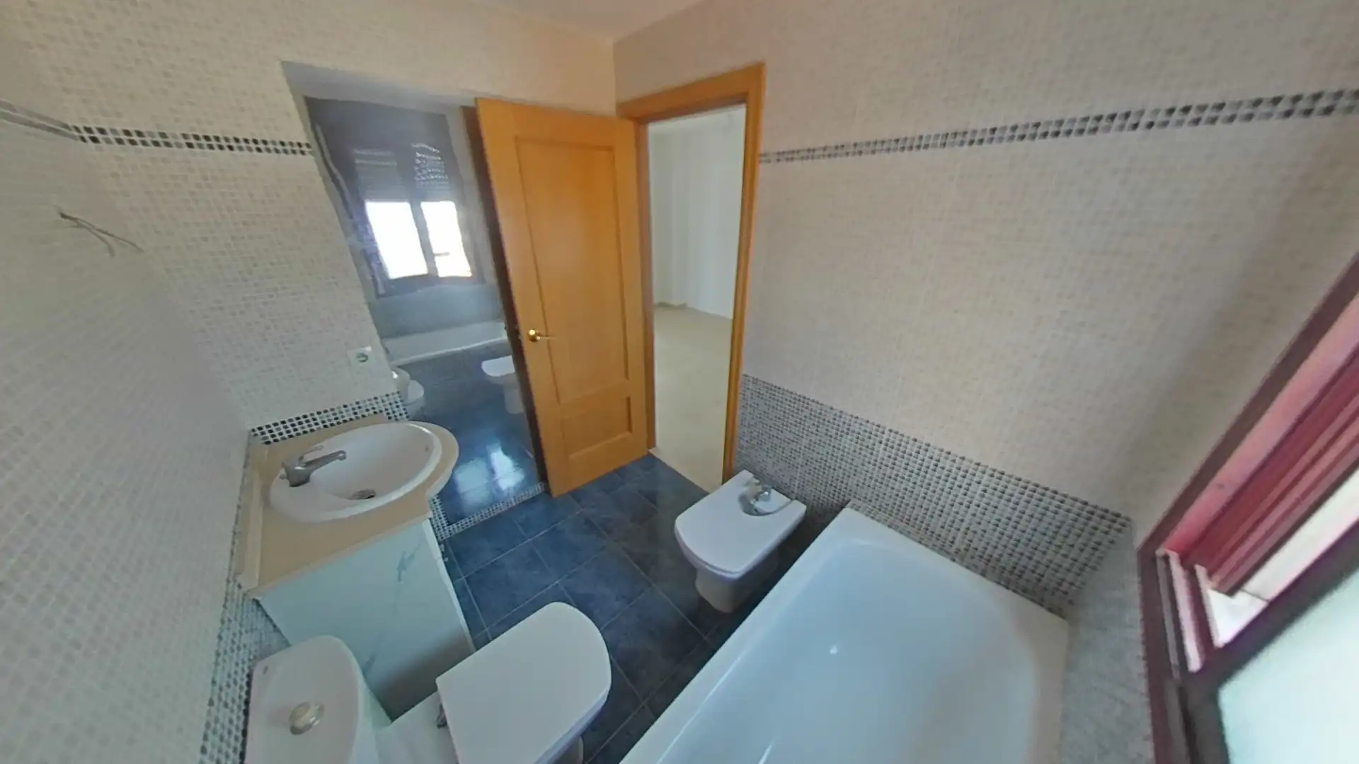 Bathroom of Flat for sale in Vinaròs  with Terrace
