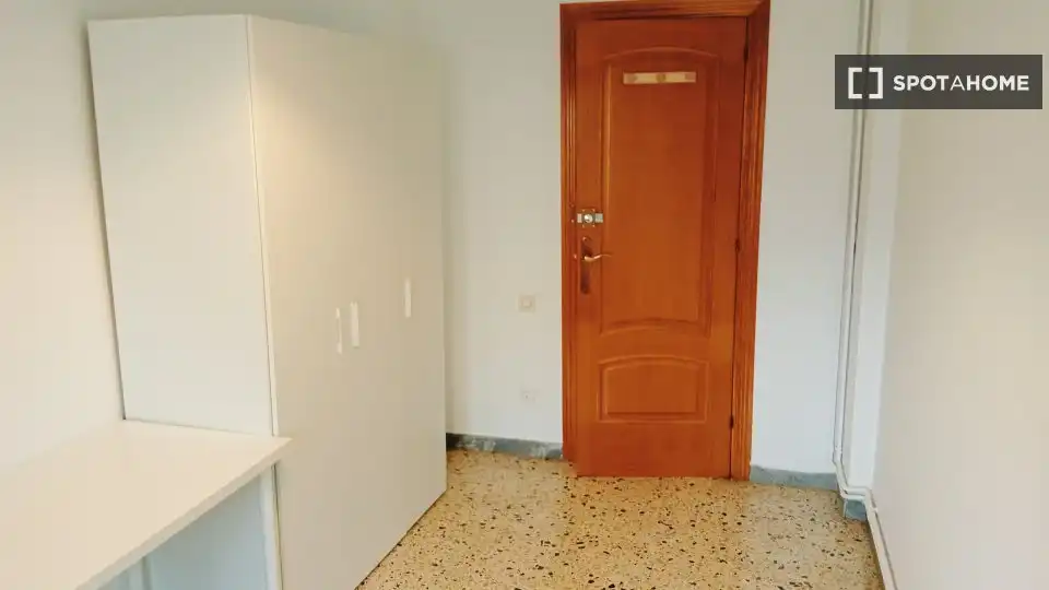 Room in Sants
