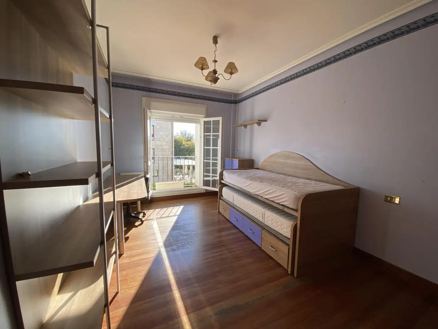 Schlafzimmer von Einfamilien-Reihenhaus zum Verkauf in Loiu mit Heizung, Privatgarten und Terrasse