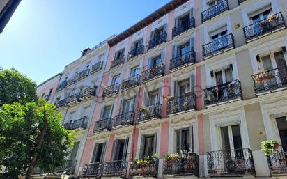 Exterior view of Apartment for sale in  Madrid Capital  with Air Conditioner and Heating