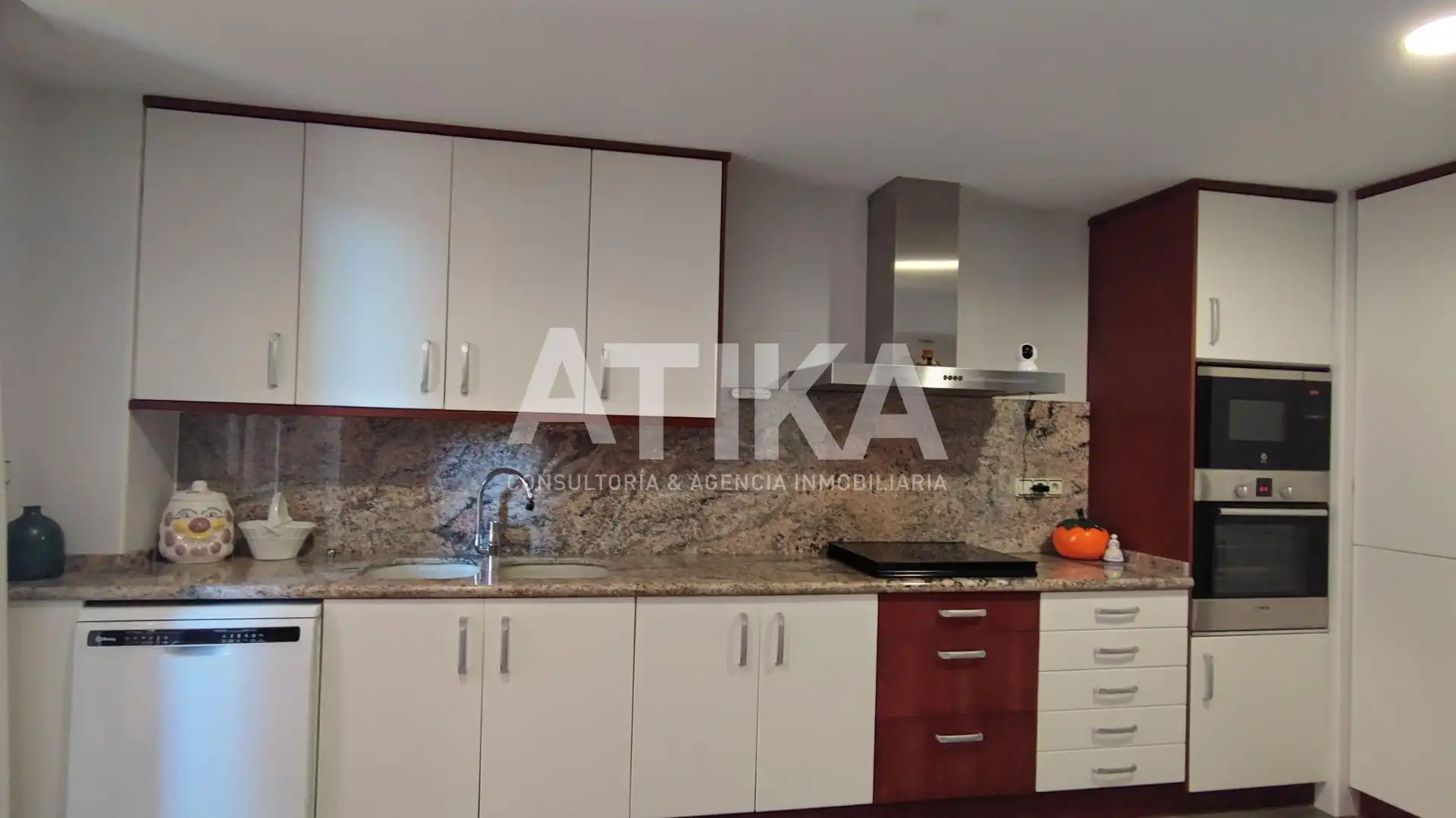 Cocina de Piso en venta en Ontinyent con Trastero, Amueblado y Balcón