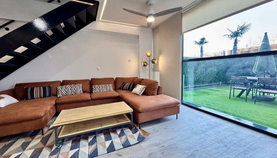 Loft de alquiler en Del Cerro del Águila, Polígono Industrial Sur