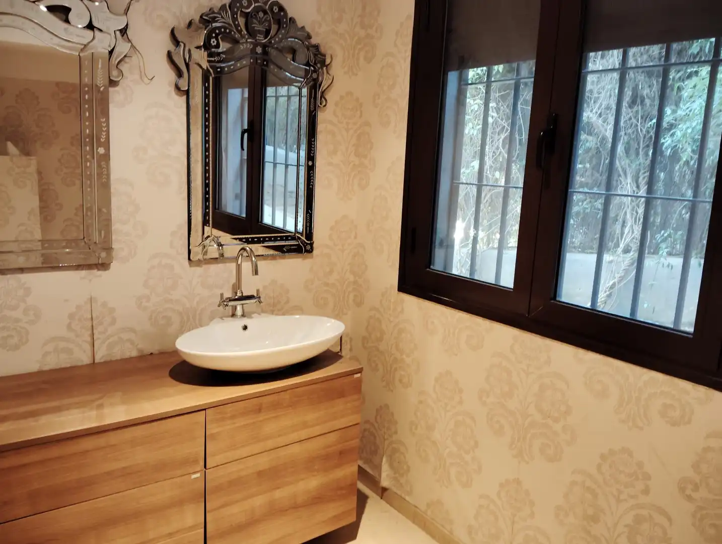 Baño de Casa o chalet en venta en Guillena con Aire acondicionado, Calefacción y Jardín privado