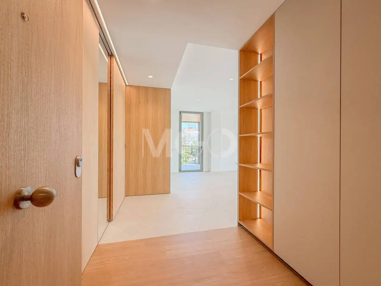 Wohnung zur Miete in Vic mit Klimaanlage, Heizung und Terrasse