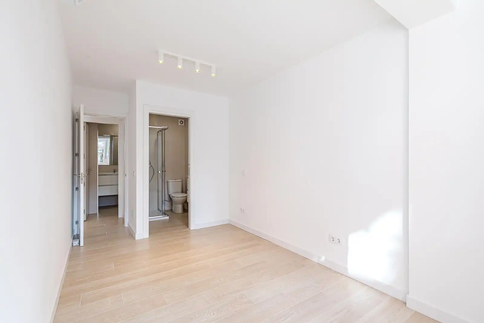 Bedroom of Flat for rent in Madrid  with Air Conditioner