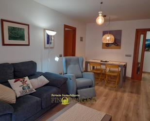 Living room of Flat for sale in Valls  with Air Conditioner, Heating and Balcony