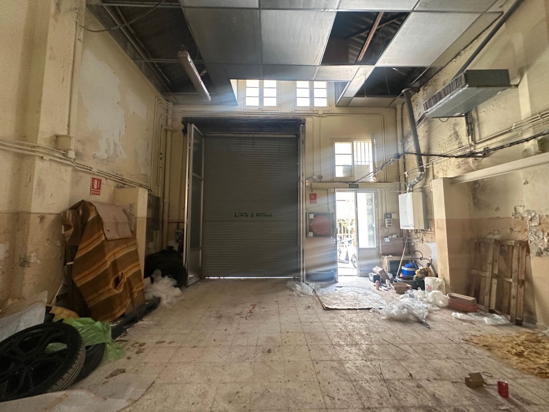 Industrial buildings to rent in  Barcelona Capital  with Alarm