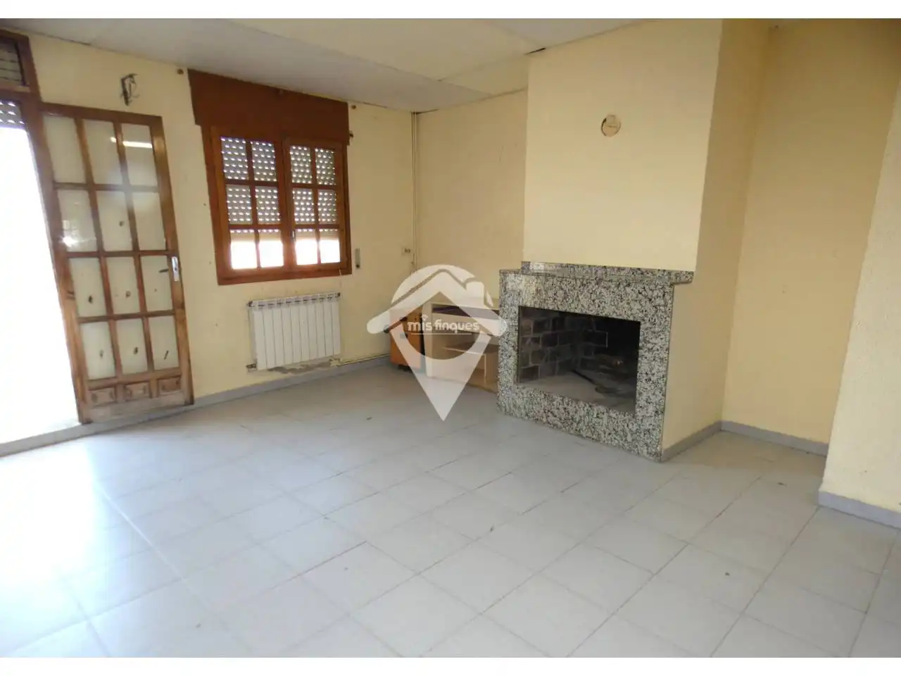 Sala de estar de Casa o chalet en venta en Terrassa con Calefacción, Terraza y Alarma