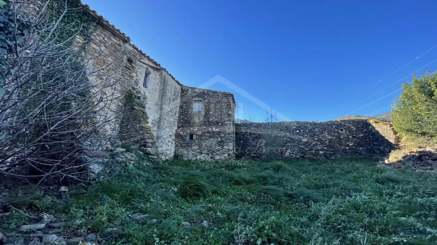 Finca rústica en venta en Vilajuïga