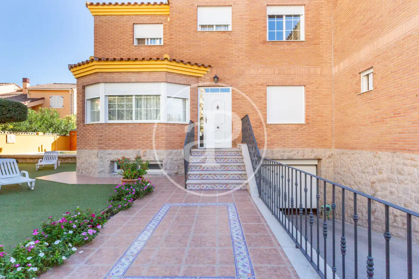 Vista exterior de Casa adosada en venta en Burriana / Borriana con Calefacción, Jardín privado y Terraza