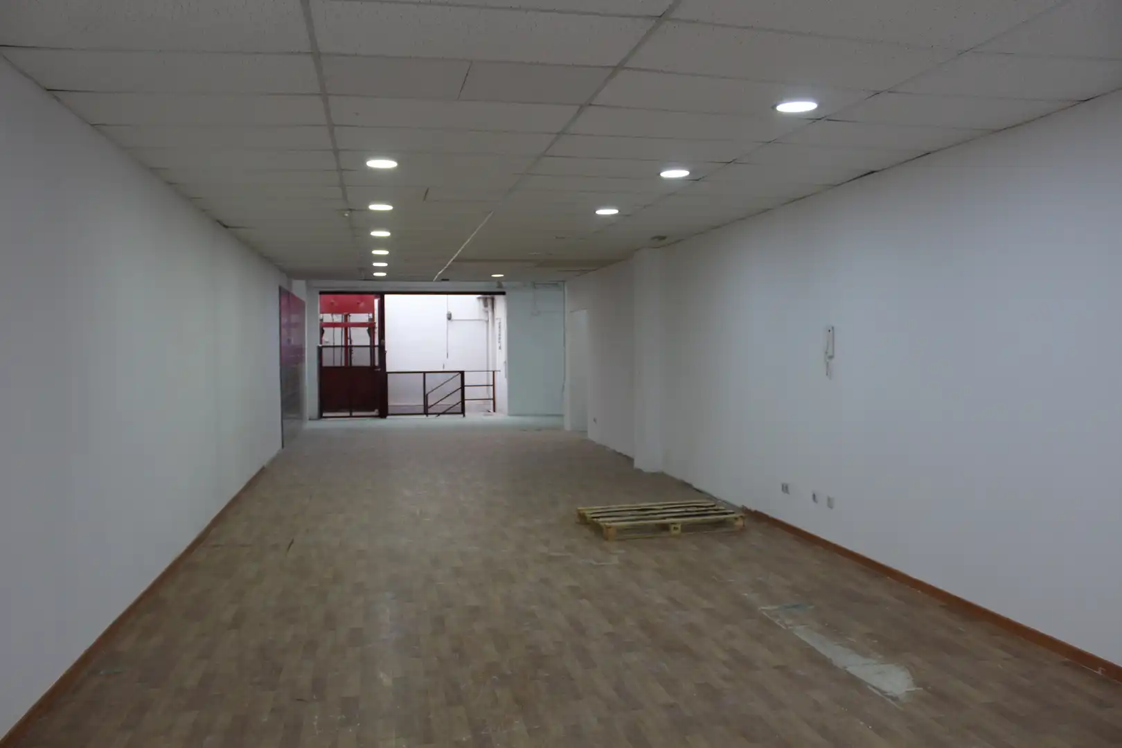 Local comercial en venda a Carrer de les Salenques, imagen 3