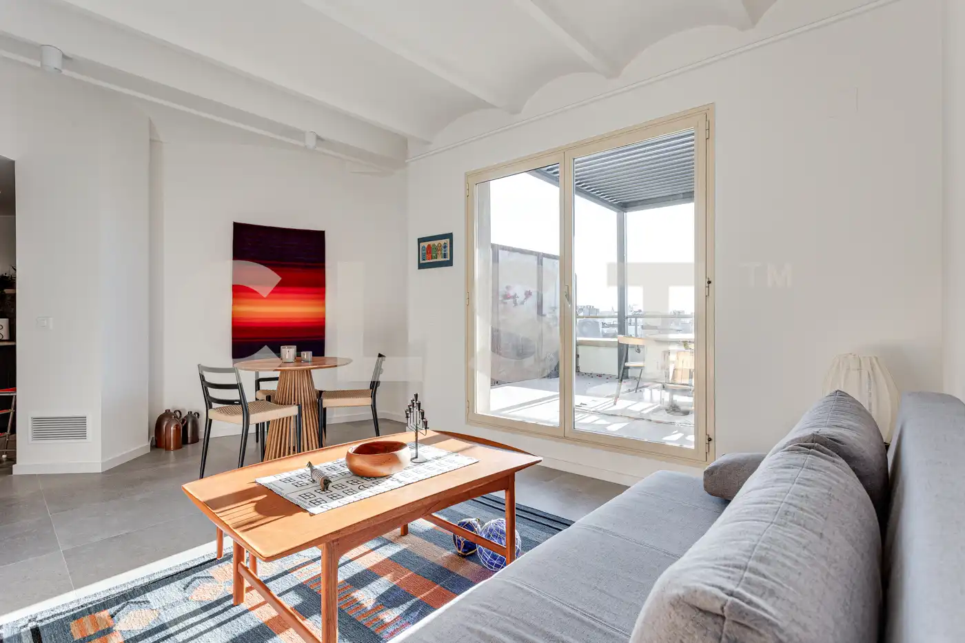 Wohnzimmer von Dachboden zur Miete in Barcelona mit Klimaanlage, Heizung und Terrasse