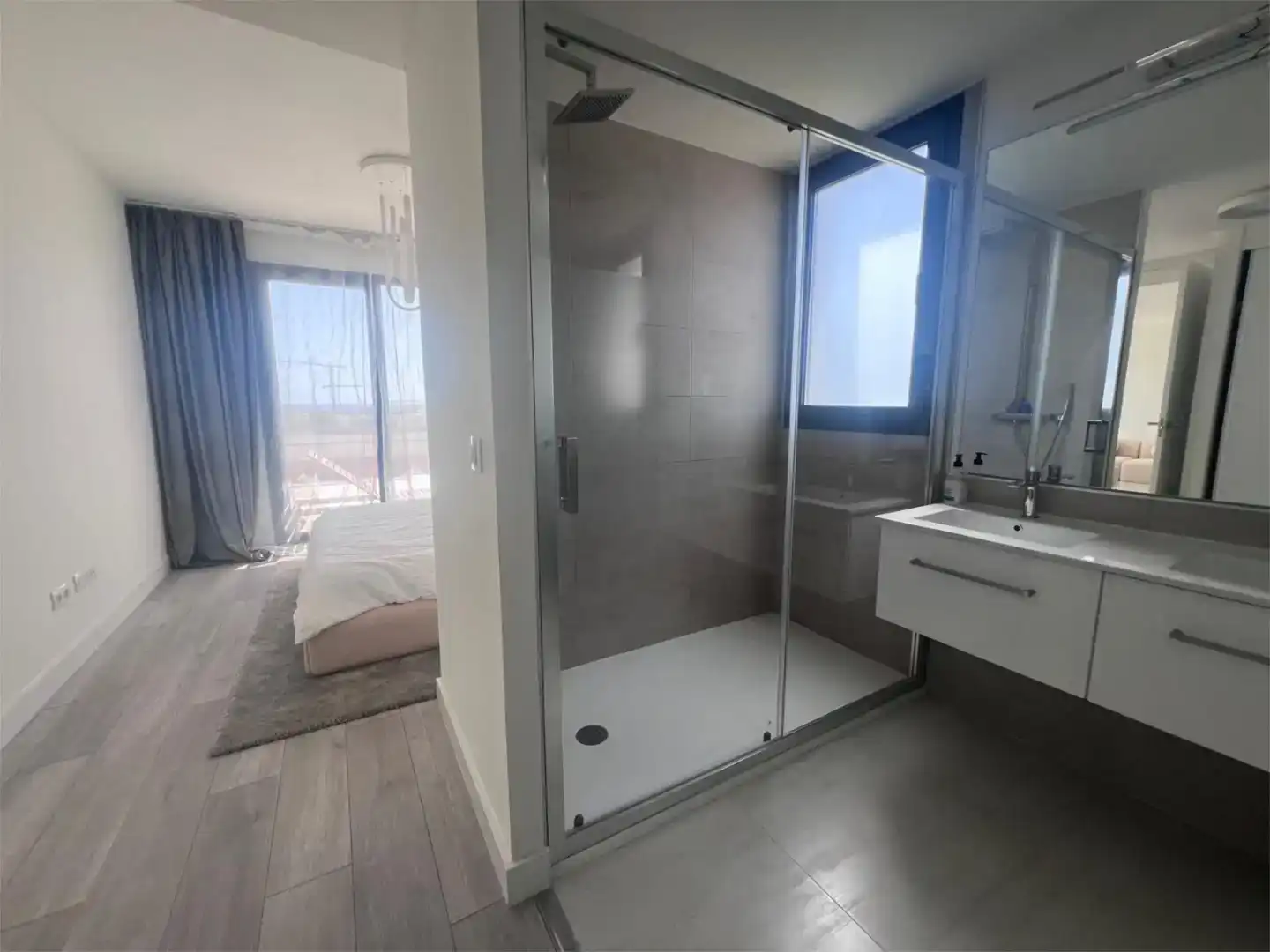 Badezimmer von Wohnung zur Miete in Estepona mit Klimaanlage, Möbliert und Ofen