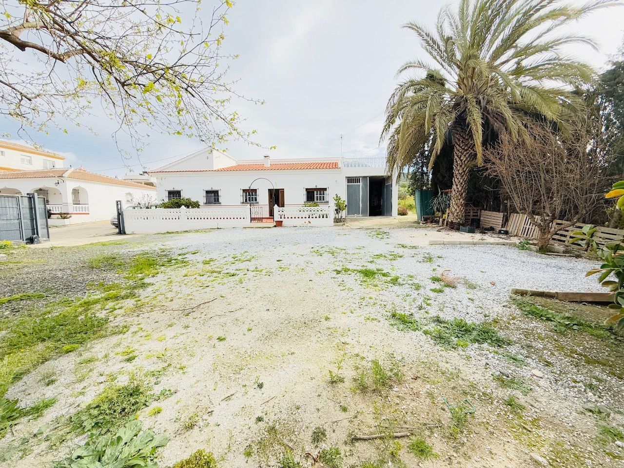 Exterior view of House or chalet for sale in Alcaucín  with Air Conditioner, Private garden and Storage room