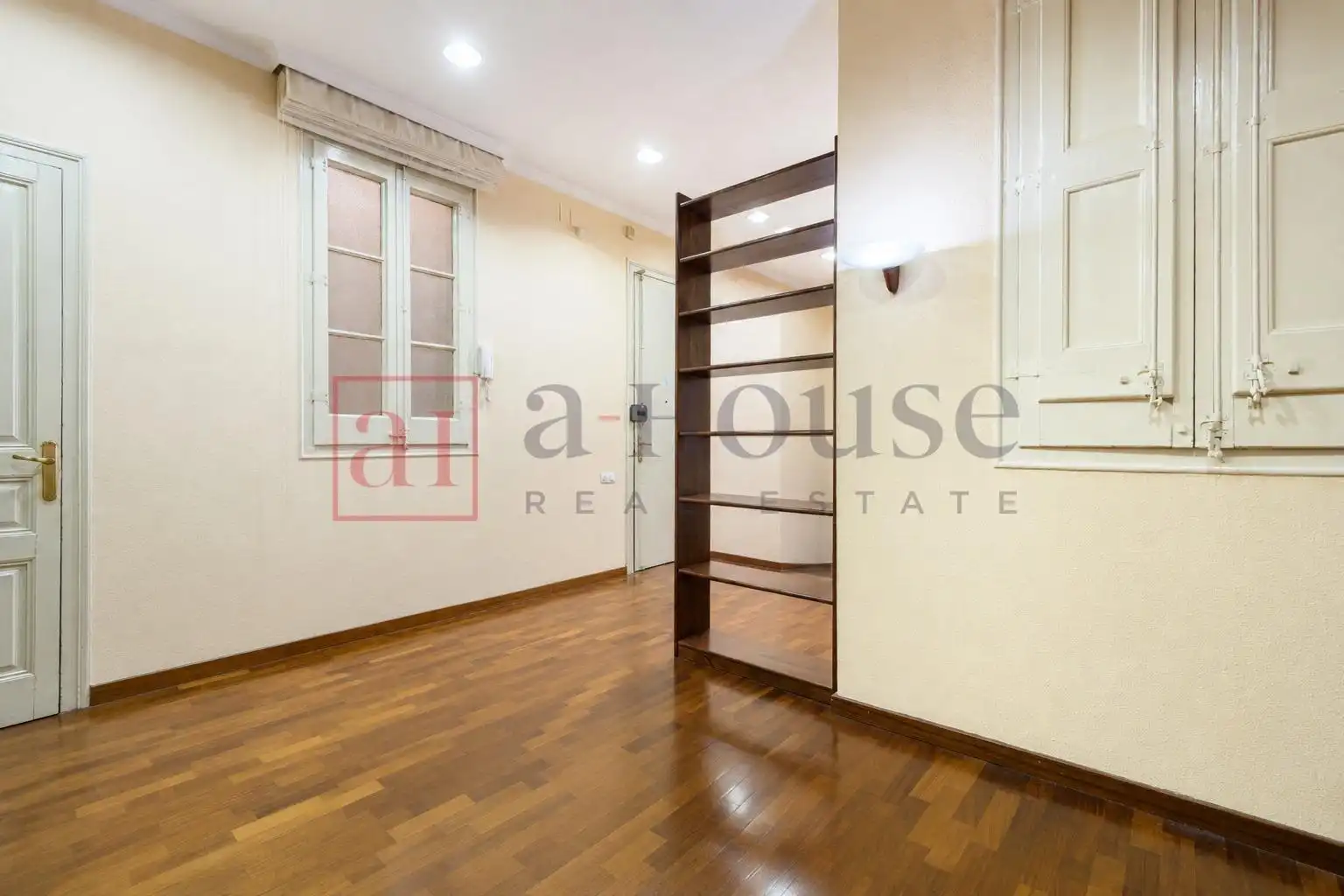 Appartamento con terrazza in vendita a Carrer de Casp, imagen 11