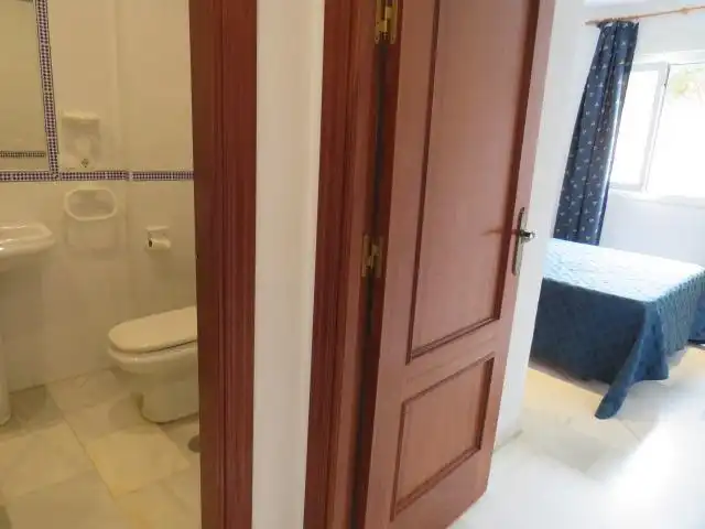 Bathroom of Apartments for sale in Chiclana de la Frontera  with Private garden, Terrace and Furnished