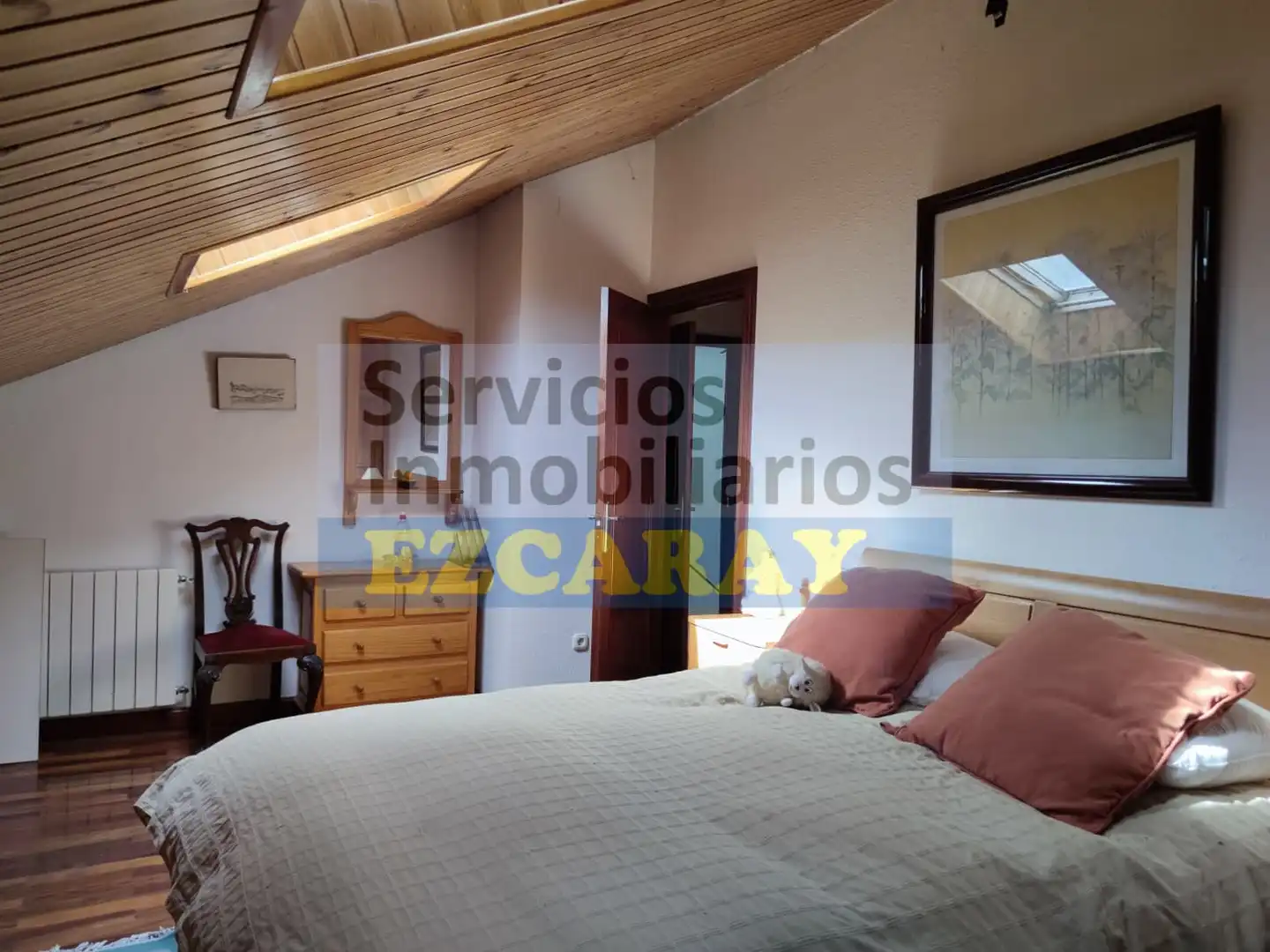 Habitación de Apartamento en venta en Ezcaray con Calefacción, Terraza y Trastero