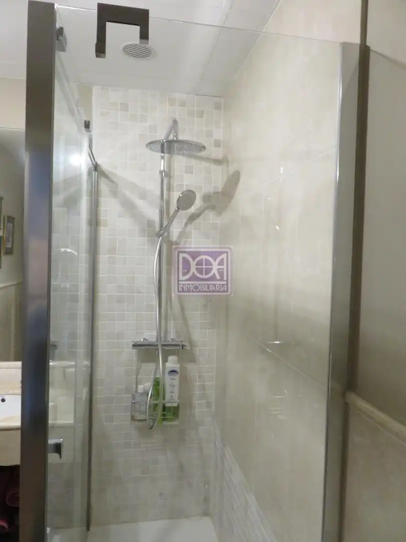 Bathroom of Apartments for sale in Mondariz-Balneario  with Air Conditioner, Heating and Storage room