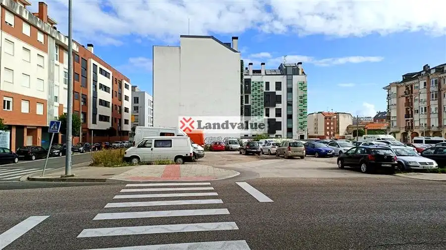 Parkplatz von Residential zum Verkauf in Santander