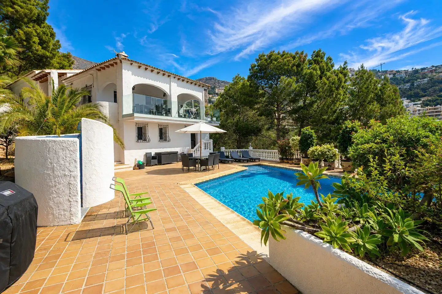 Vista exterior de Casa o xalet de lloguer en Altea amb Aire condicionat, Calefacció i Jardí privat
