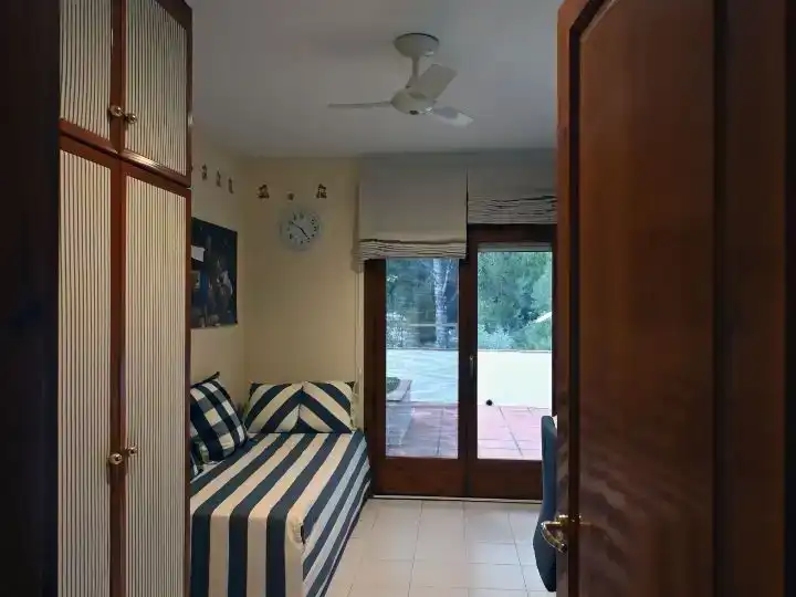 Dormitori de Casa o xalet en venda en Tortosa amb Aire condicionat i Piscina