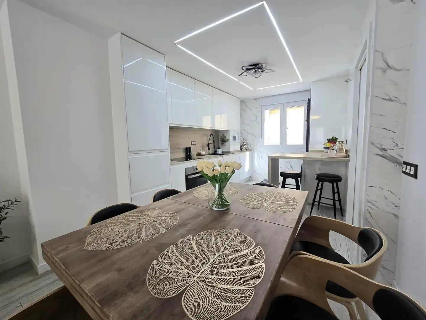 Kitchen of Flat for sale in Málaga  with Air Conditioner, Terrace and Storage room