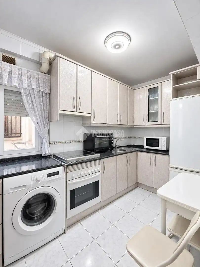 Cocina de Piso en venta en Madrid