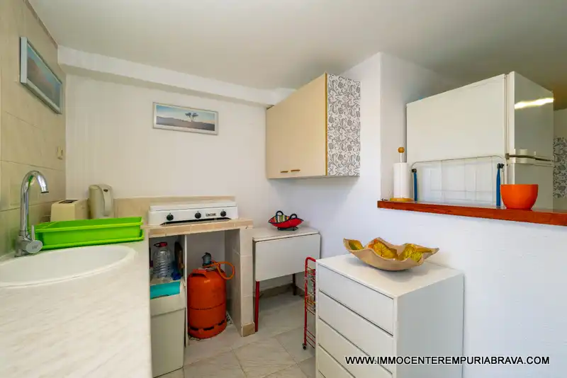 Küche von Haus oder Chalet zum Verkauf in Empuriabrava mit Klimaanlage, Heizung und Terrasse